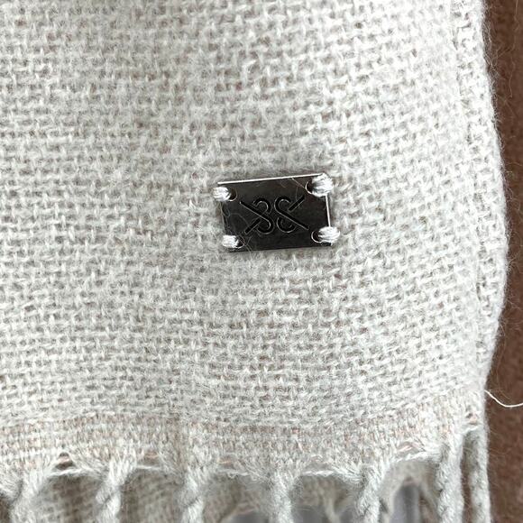 Soia & Kyo Blush Pink White Yadira Woven Fringe Scarfigan Blanket Cape Wrap - Picture 5 of 6